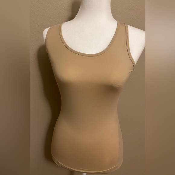 Tommie CopperLower Back Support Tank - Picture 1 of 8